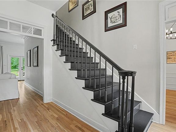 2nd image of 6009 Walden Pl
