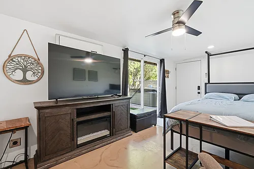 1266 E Alameda Dr Photo 1