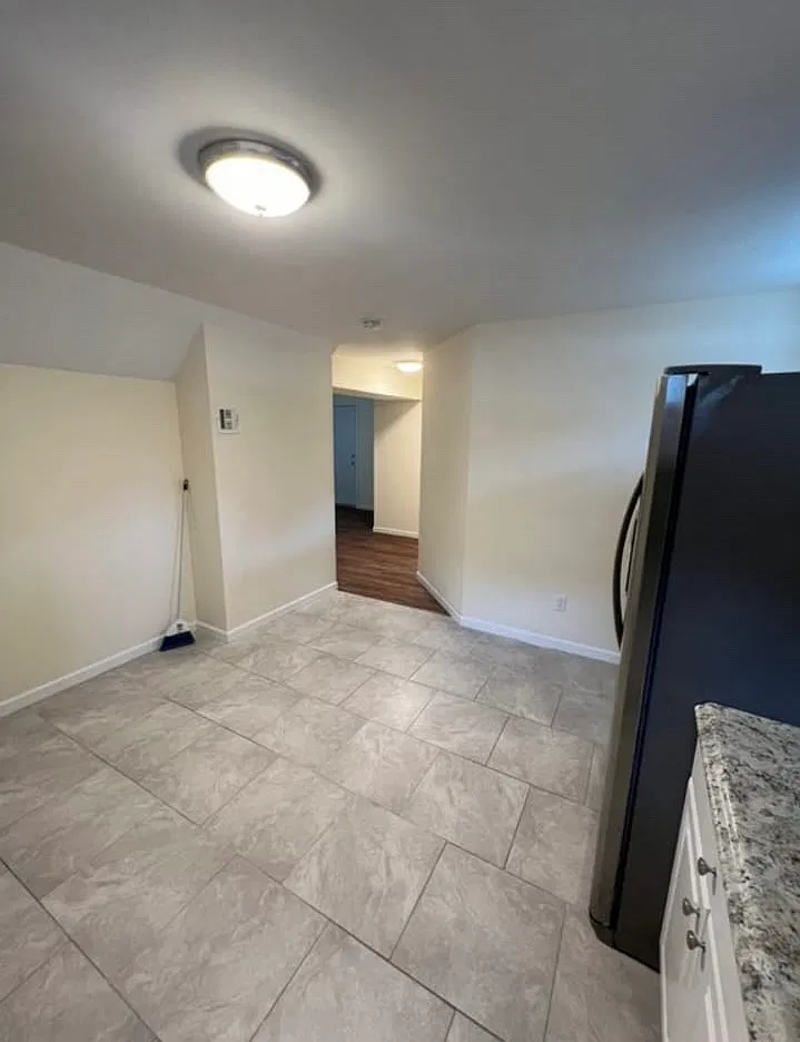 League Ct, Centereach — Photo 4