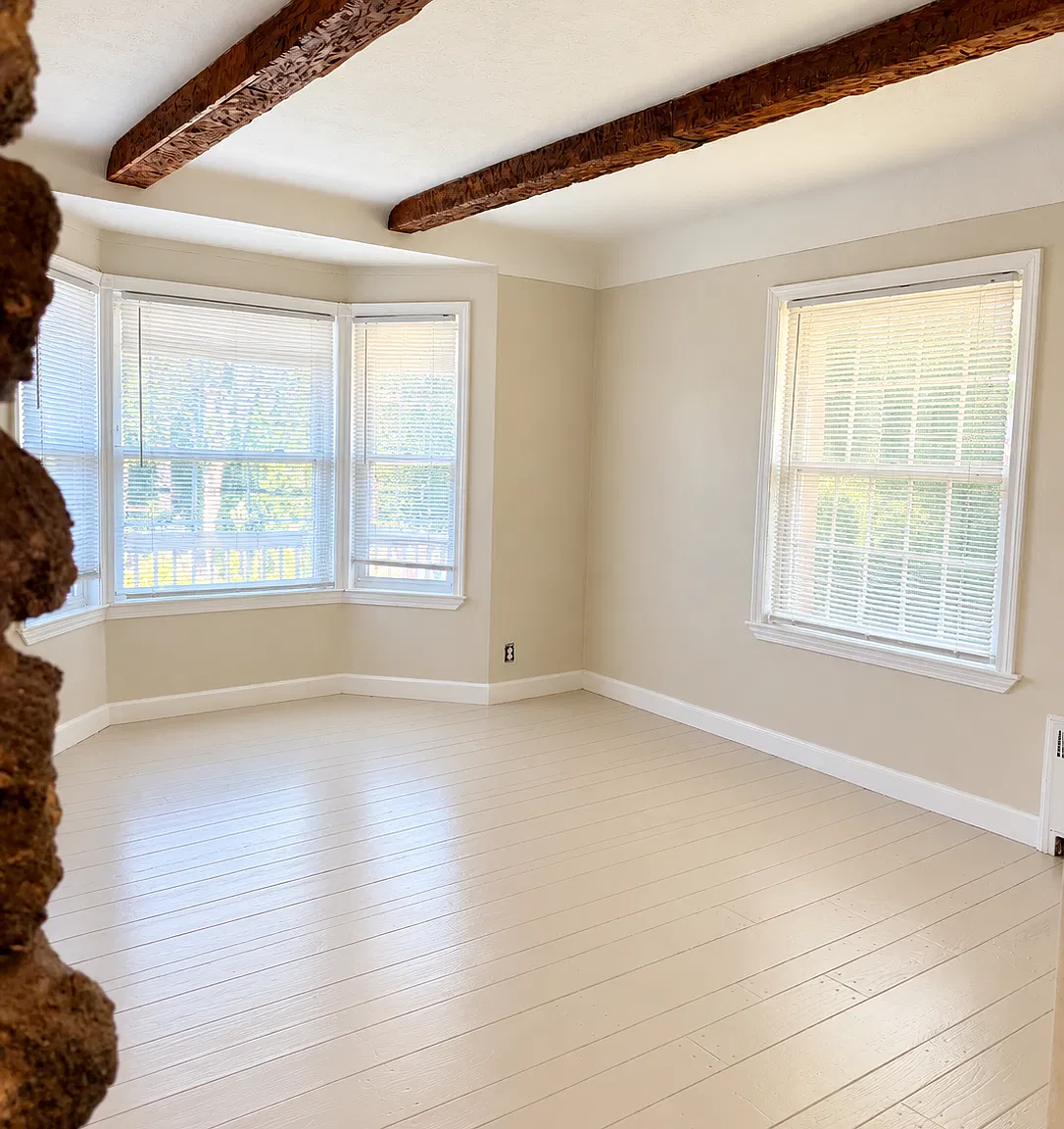 2 bed, 700 sqft, $2,400 — Photo 3