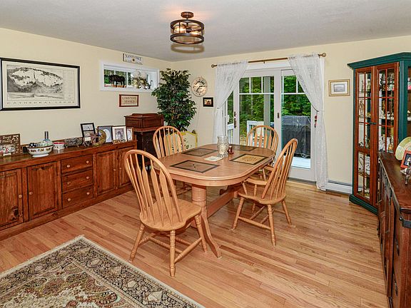 3rd image of 86 Brookstone Lane
