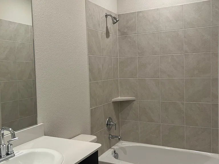 114 Mountain Meadow Ln — Photo 12