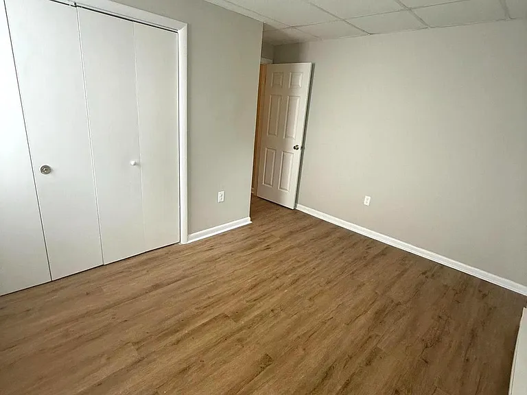 106 S Market St #8 — Photo 11