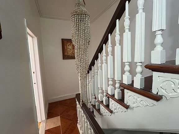 4th image of 411A Hancock St #2