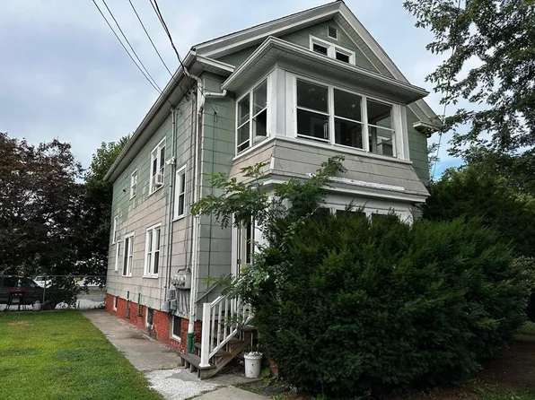 18-22 Chestnut St, Chicopee, MA 01013