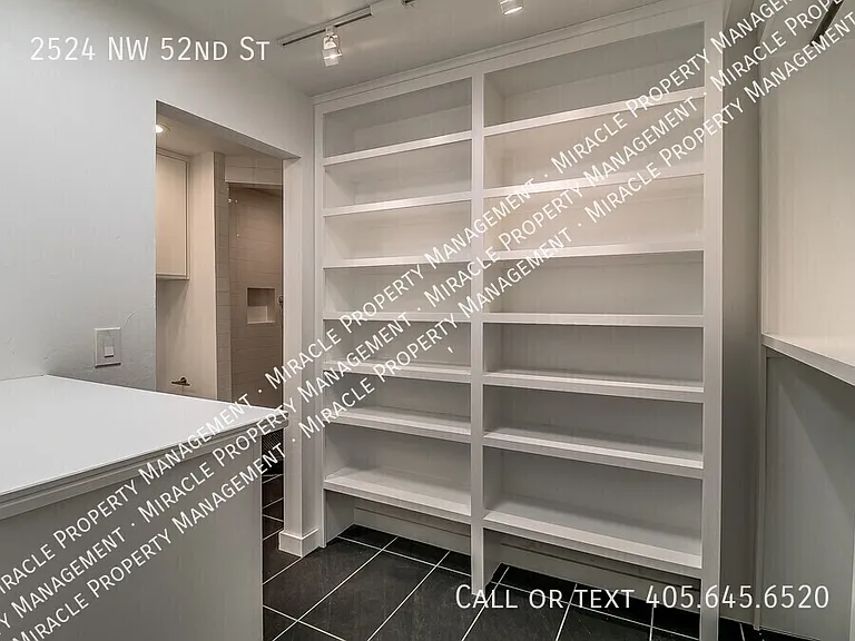 2524 NW 52nd St — Photo 34