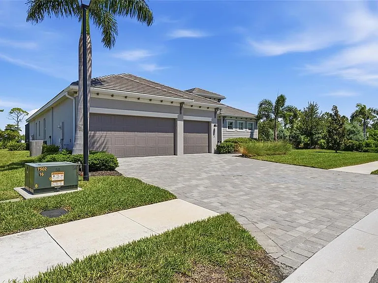 17139 Jadestone Ct — Photo 54