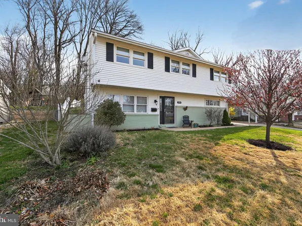 2016 Wildwood Dr, Wilmington, DE 19805