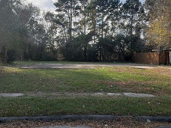 4th image of 12107 Haroldson Forest Dr