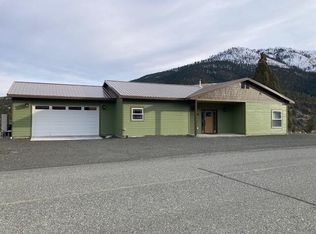 272 Elkview Dr, Canyon City, OR 97820