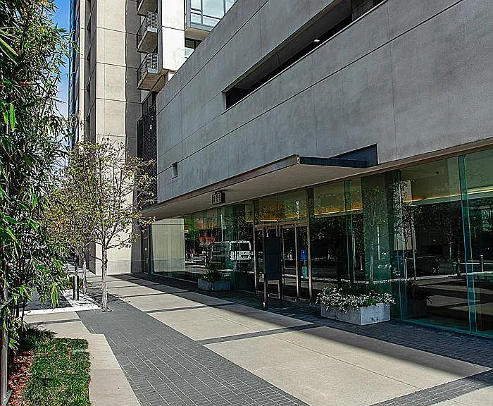 250 King St #532 — Photo 13