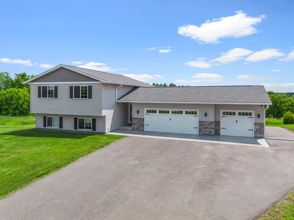 48089 Autumn Ct, Stanchfield, MN 55080