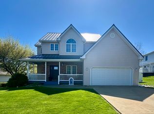 209 Raymond Dr, Jermyn, PA 18433