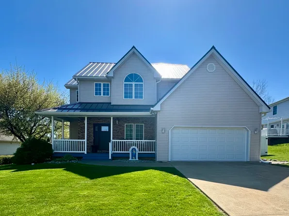 209 Raymond Dr, Jermyn, PA 18433