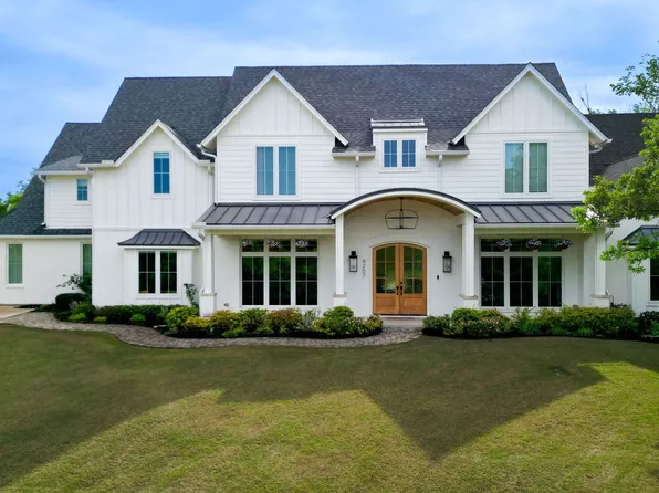 4207 Kelly Elliott Rd, Arlington, TX 76016