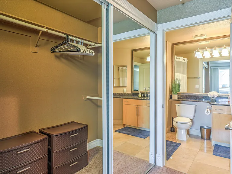230 E Flamingo Rd #219 — Photo 17