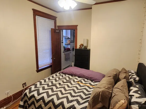 5853 N Kenmore Ave Unit 2, Chicago, IL 60660