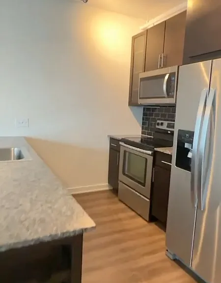 149 W Kinzie St — Photo 1