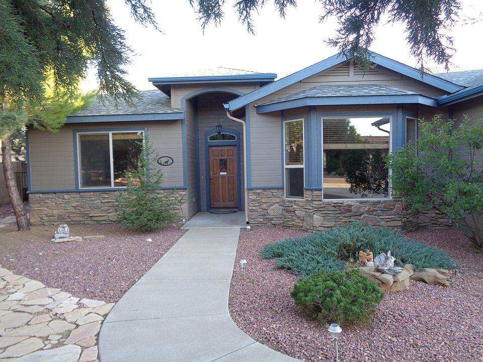 Easy care, great curb appeal