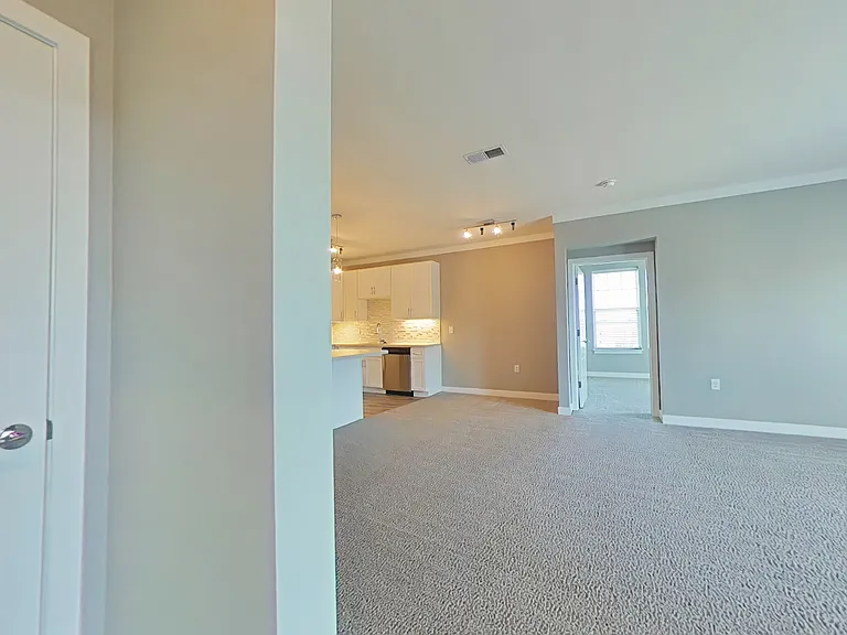 Allure Apartments — Photo 76