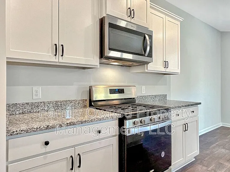 146 Sweet Cherry Ln — Photo 6