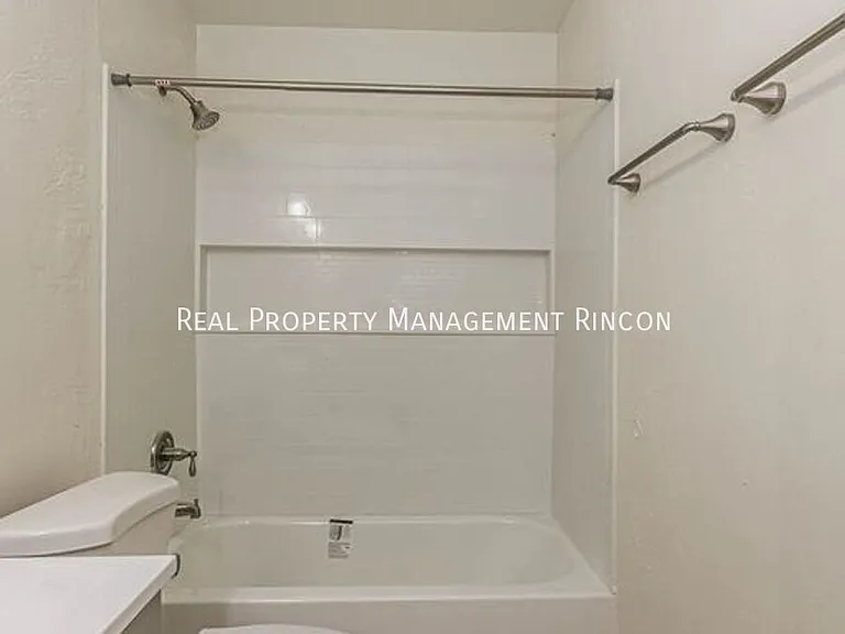 610 E Waverly St #2 — Photo 13