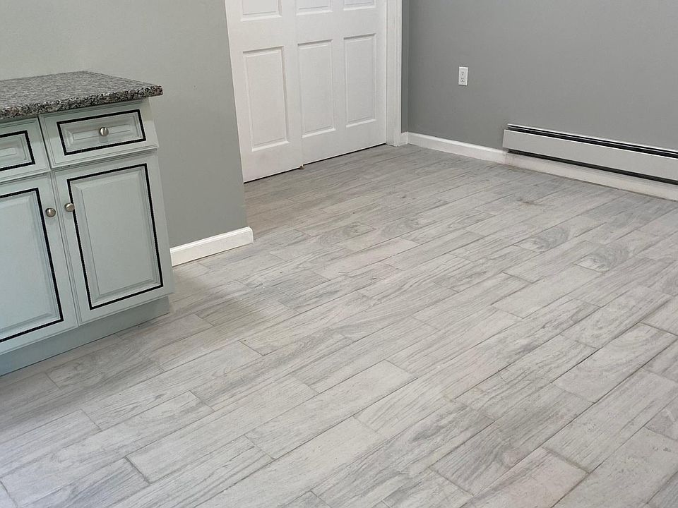 1st image of 269 Edwards Pl Floor 2