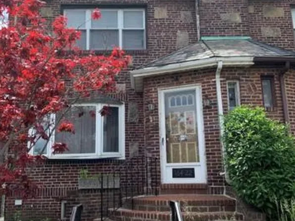 16422 Grand Central Pkwy, Jamaica, NY 11432