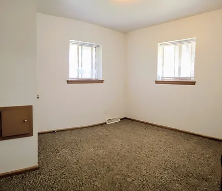 617 E Homer St #4 — Photo 6