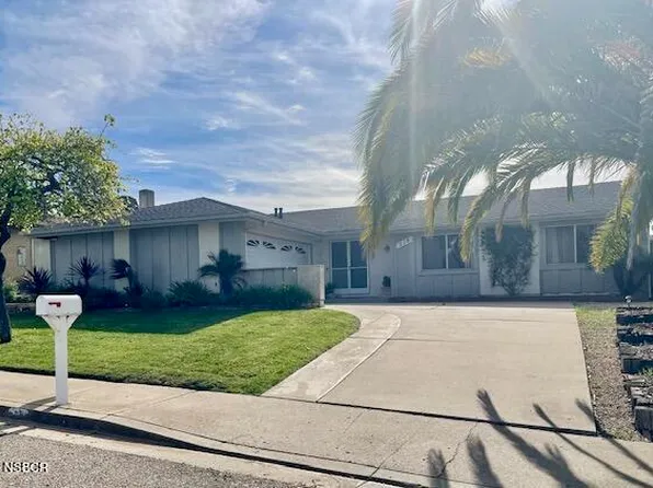 218 Highland Dr, Santa Maria, CA 93455