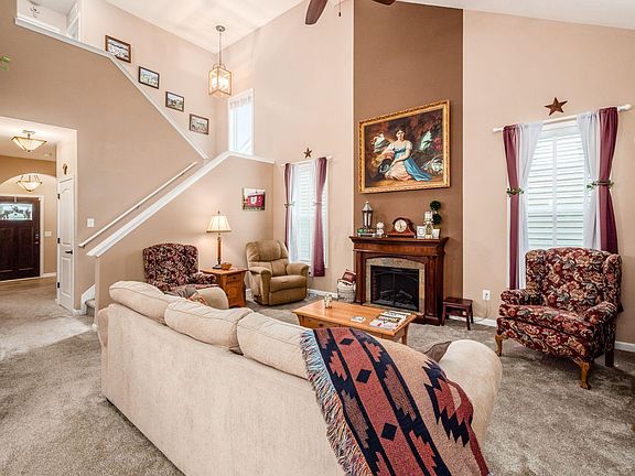 5th image of 4274 White Spruce Ln