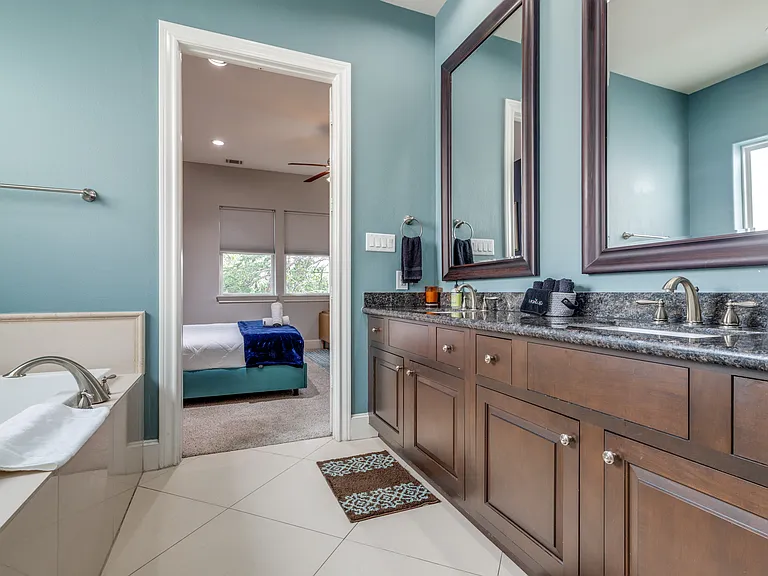 4535 Polk St — Photo 26