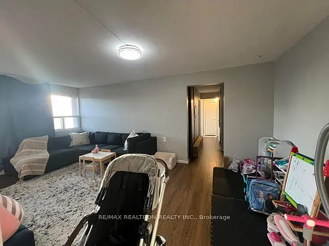 100 Leeward Glenway #1908 — Photo 24