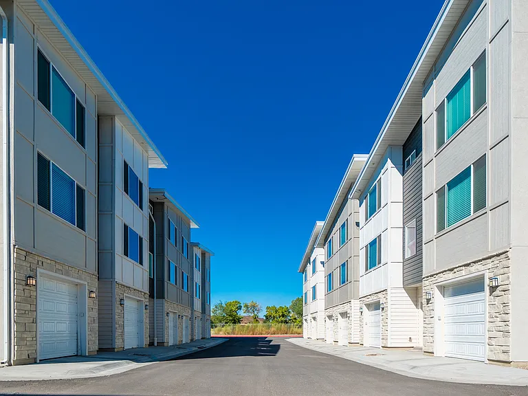 Riverwalk Townhomes — Photo 25
