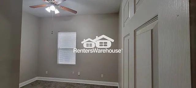 1822 Center Ave — Photo 7