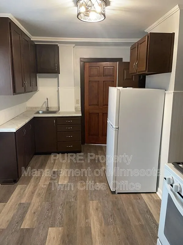 Building Photo - 1215 Galtier St #UPPER