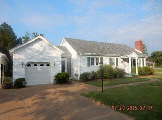 7600 Thomas Nelson Rd, Gloucester Point, VA 23062