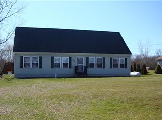 5860 Fisk Rd, Lockport, NY 14094