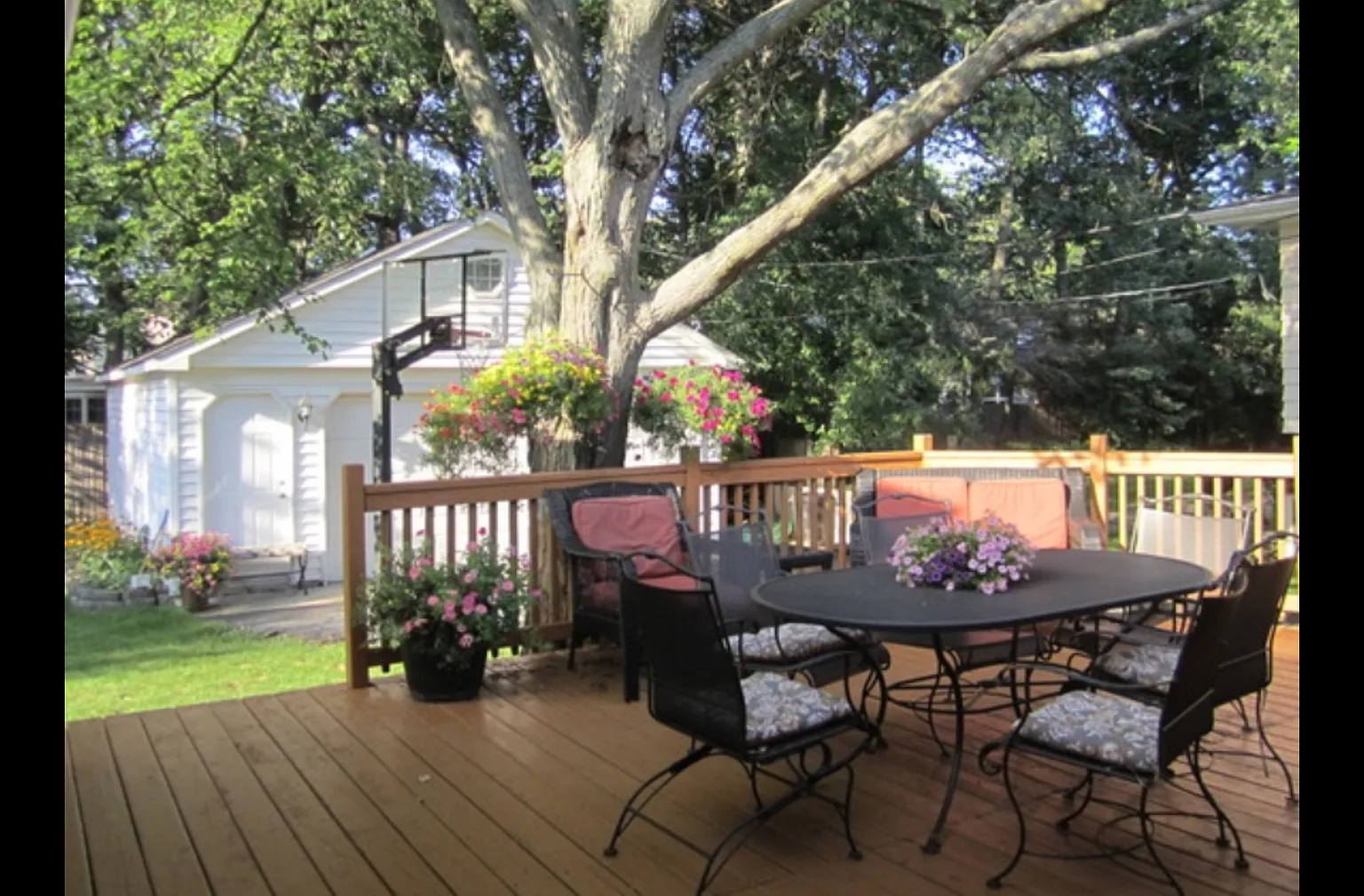 528 Cumnor Ct photo 1