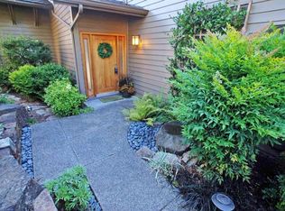 12 168th Ave NE, Bellevue, WA 98008