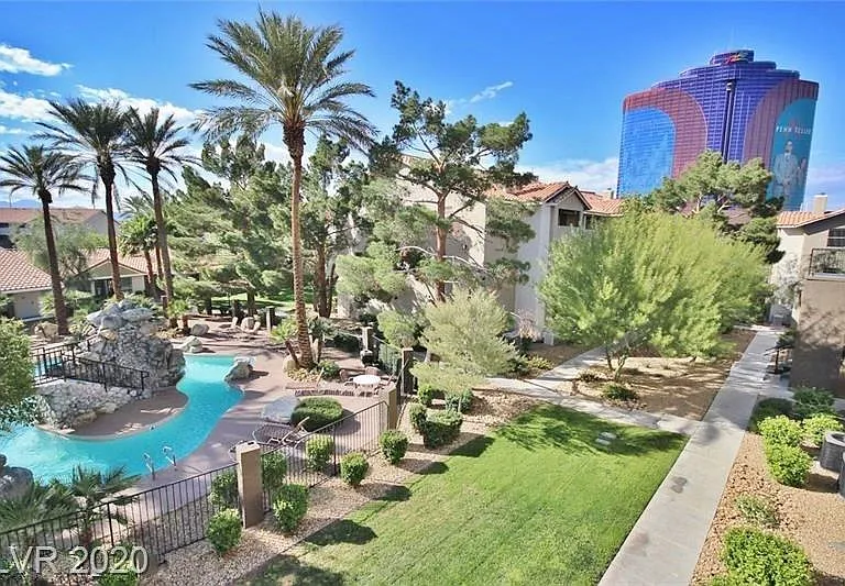 4200 S Valley View Blvd — Photo 1
