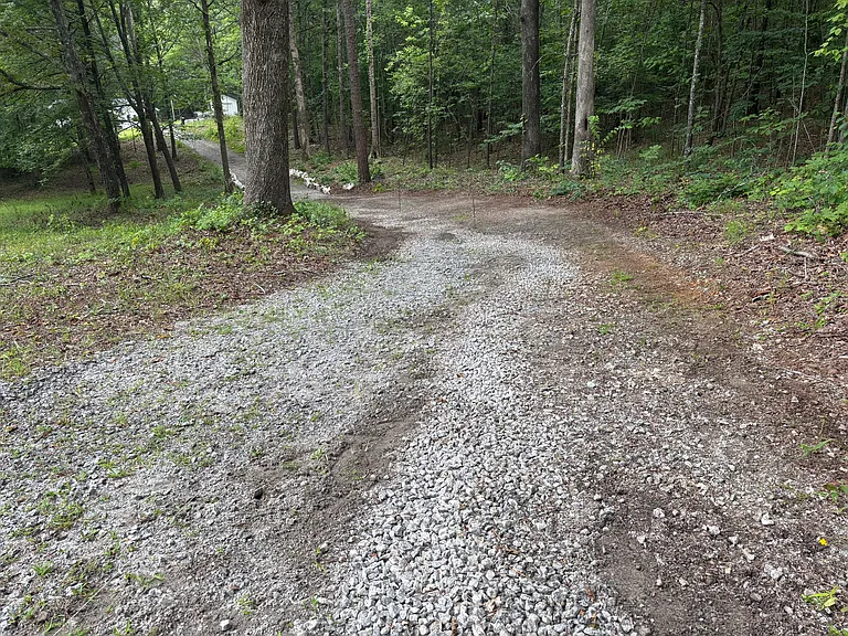 Melvin Rd — Photo 14