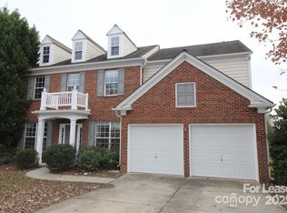 10824 Fountaingrove Dr, Charlotte, NC 28262