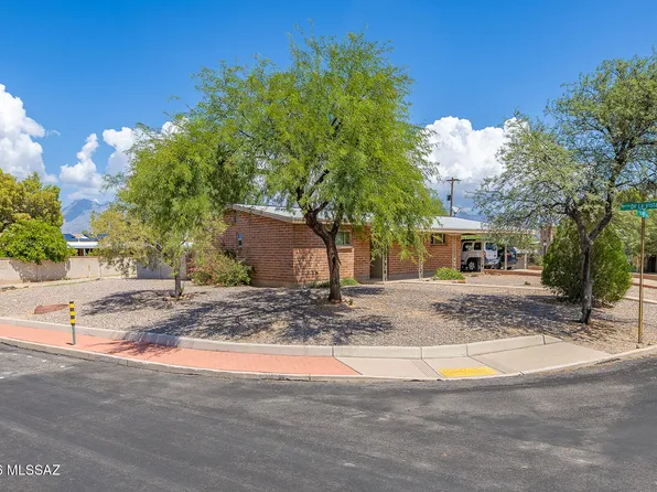7401 E Calle Madero, Tucson, AZ 85710
