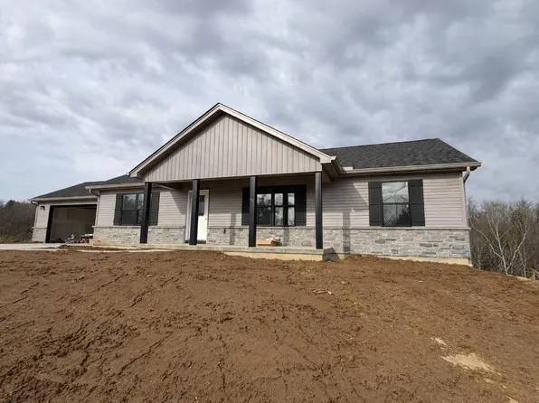 180 Saddlebrook Ln, Dry Ridge, KY 41035