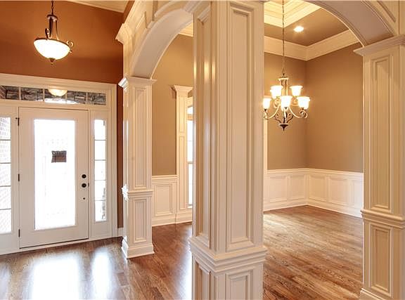 2nd image of 1072 Luxborough Dr #88