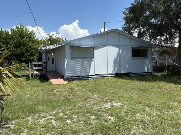 9242 Cockles Ave, Port Saint Joe, FL 32456