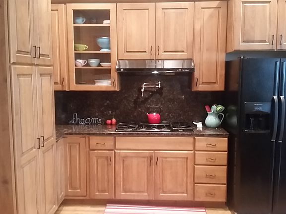 Custom cabinets & gas range