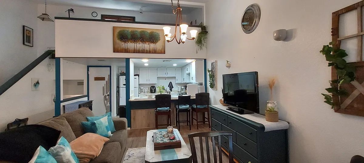 1st floor:
Living room with open kitchen concept - 5701 N Villa Cir