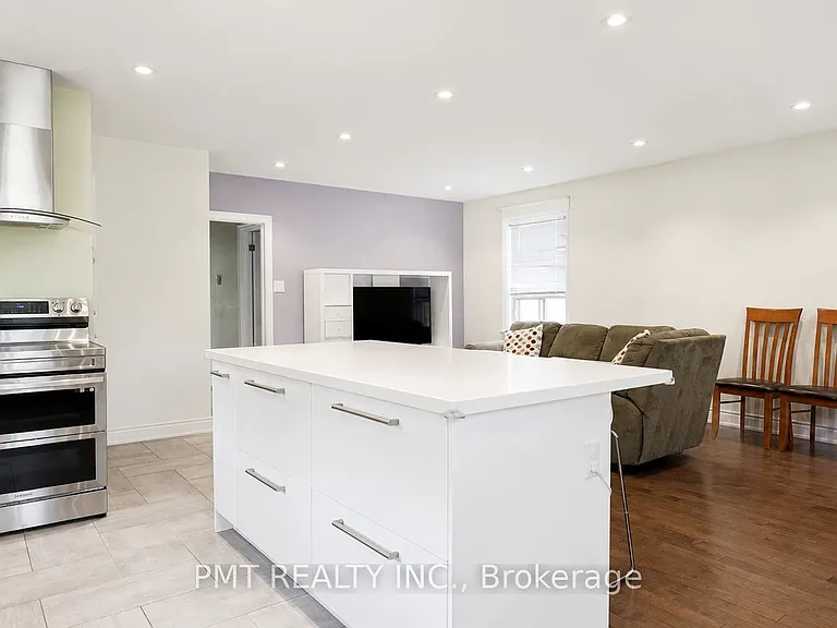 59 Mitcham Dr — Photo 8